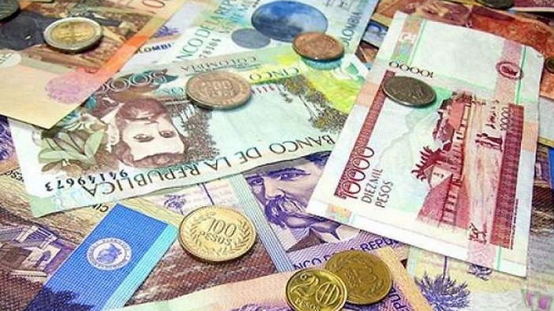 Pesos colombianos em espécie