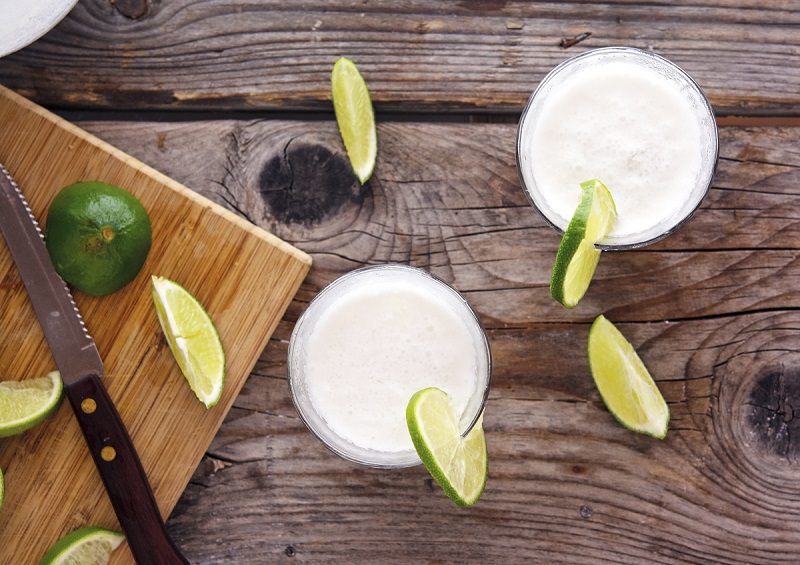 Onde tomar a famosa limonada de coco da Colômbia