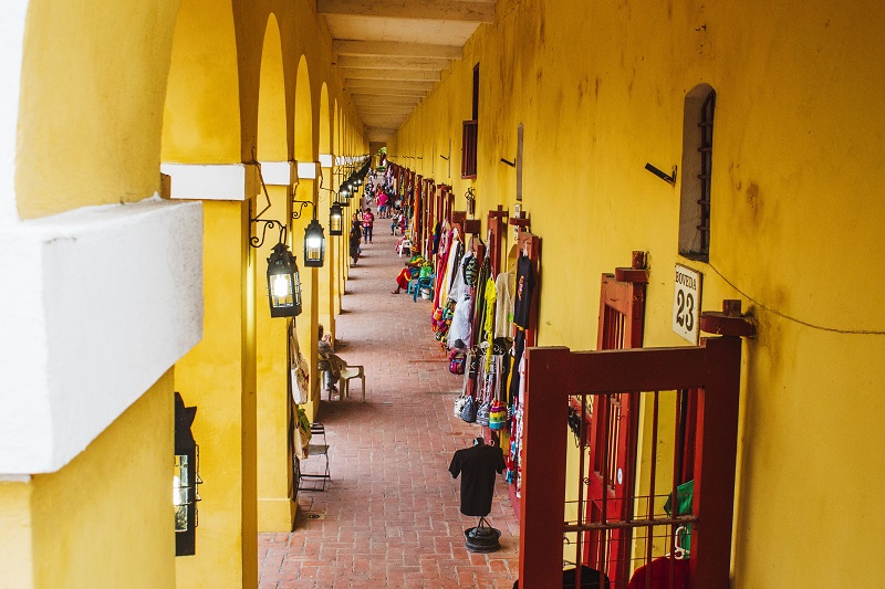 Lojas no Las Bóvedas em Cartagena