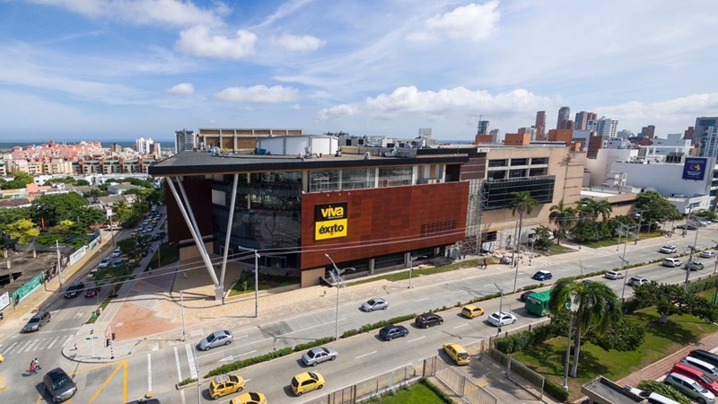 Vista ampla do Centro Comercial El Buenavista em Barranquilla