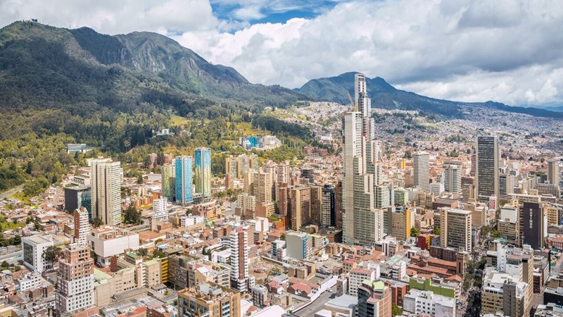 Vista ampla da cidade de Bogotá