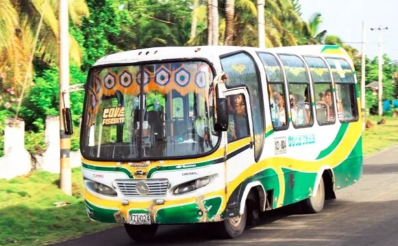 Passeio de ônibus turístico em San Andrés