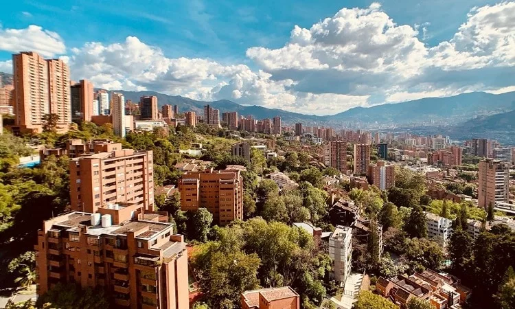 Quanto dinheiro levar para Medellín