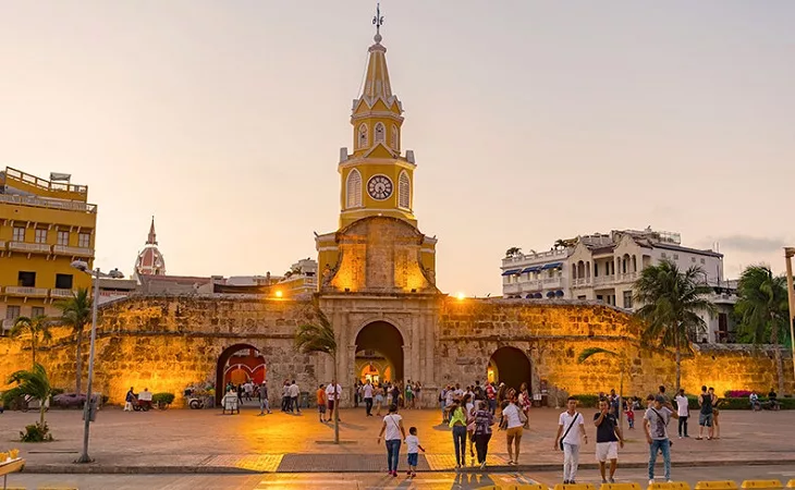 Como levar pesos colombianos para Cartagena