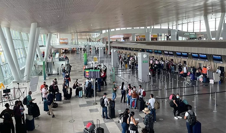 Transfer do aeroporto de Pereira ao centro turístico
