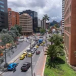 Como alugar um carro bom e barato em Bogotá?